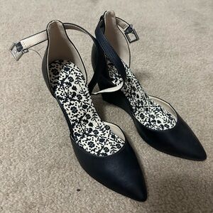 Marc Fisher Black Ankle Strap Heels